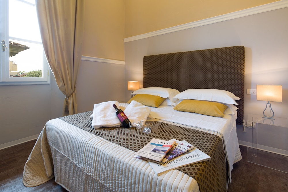 Standard Double Room photo 3