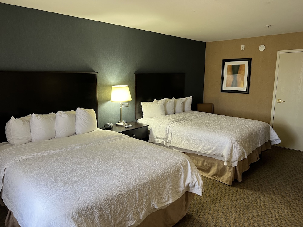 Suite, 2 Queen Beds, Non Smoking - Photo 5