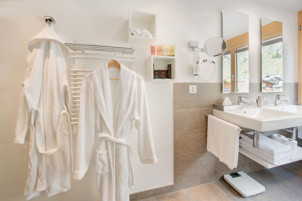 Double Room, Ground Floor - Photo 2