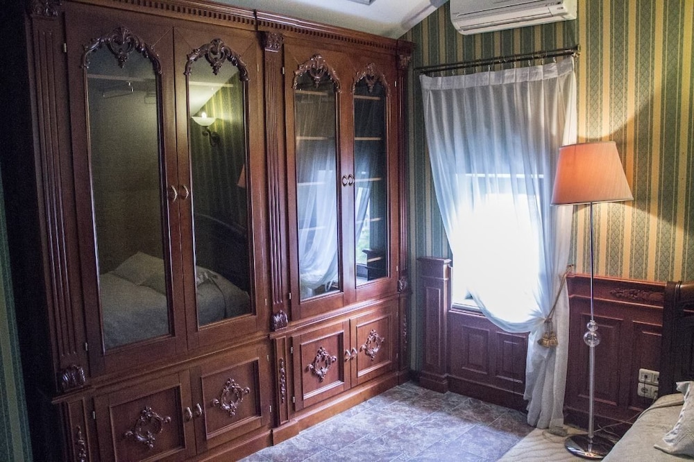 Classic Double Room, Courtyard View (Puschkin)