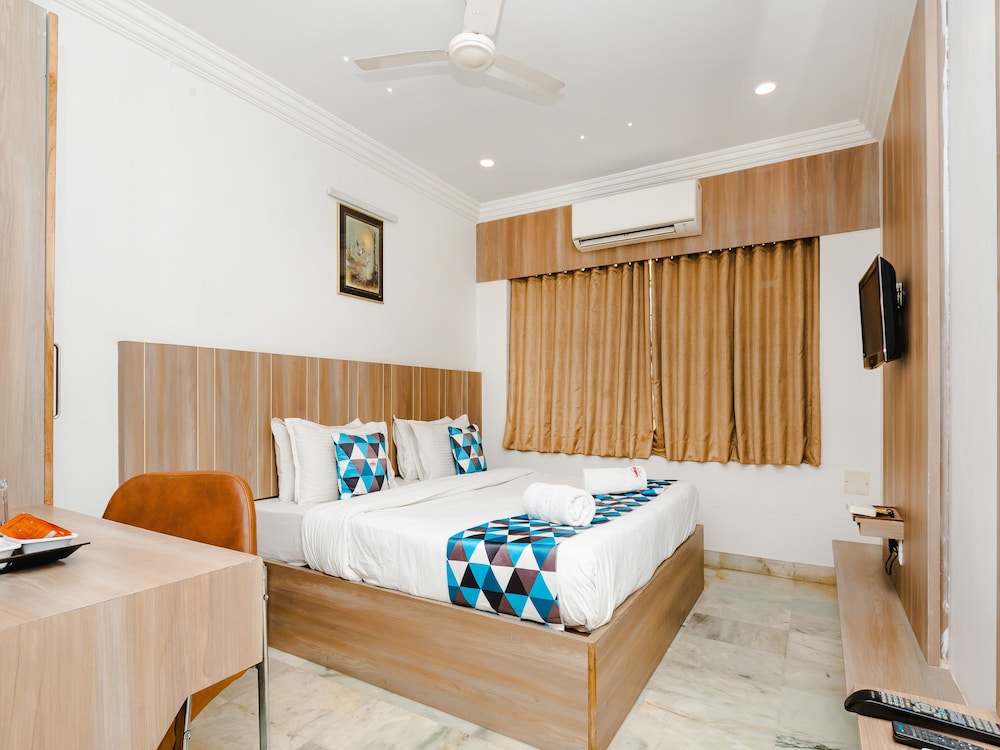 Deluxe Room - Photo 4