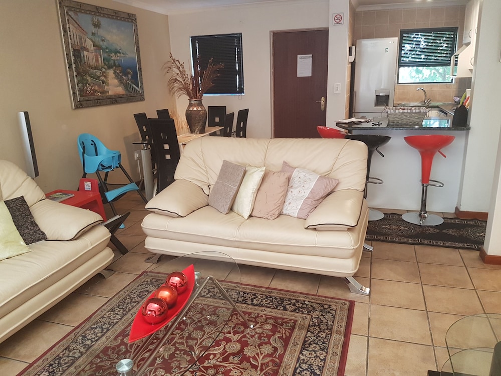 Executive Loft, 3 Bedrooms, Terrace, City View photo 3