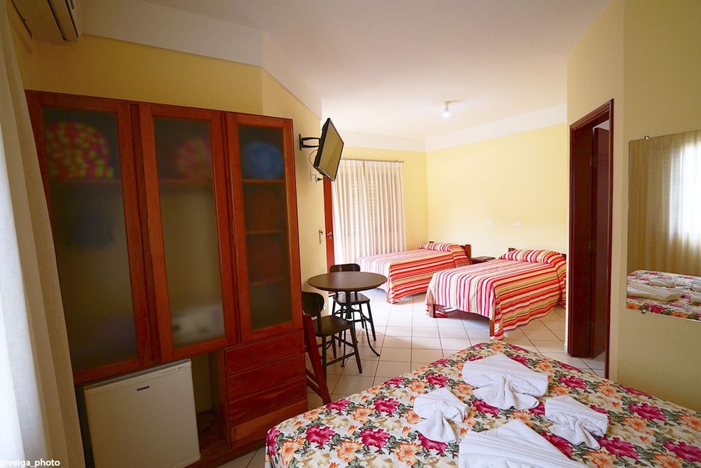 Deluxe Room, Multiple Bedrooms - Photo 23