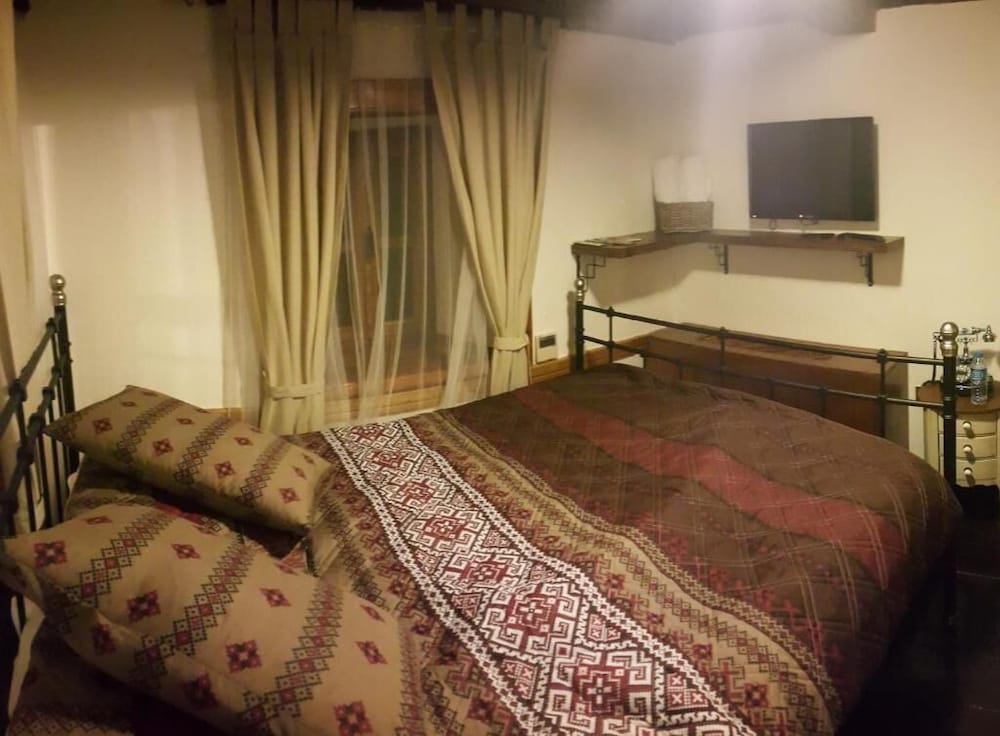 Standard Double Room, 1 Queen Bed