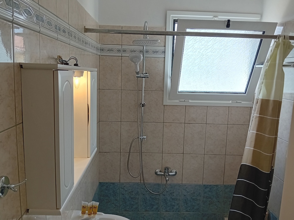 Family Apartment, 2 Bedrooms, Bay View (AD) photo 3