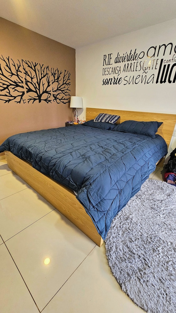 Executive Studio Suite