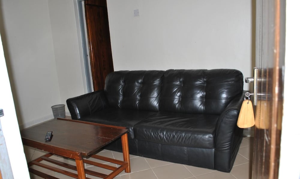 Family Room photo 3