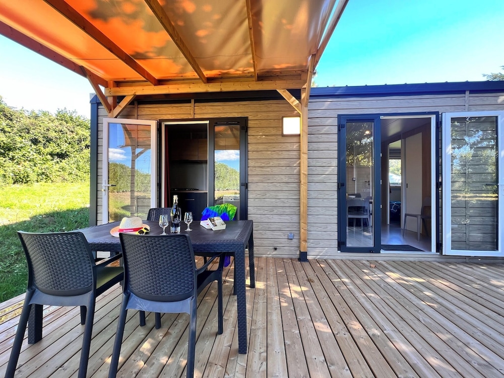 Family Mobile Home photo 1