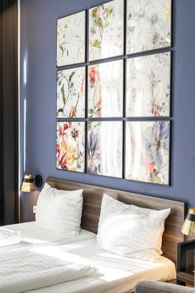 Double Room - Photo 21