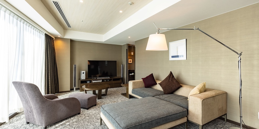 Deluxe Suite Room - Non-Smoking - Photo 2
