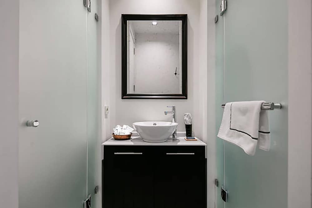 Deluxe Penthouse, 2 Bedrooms, Balcony, City View photo 3