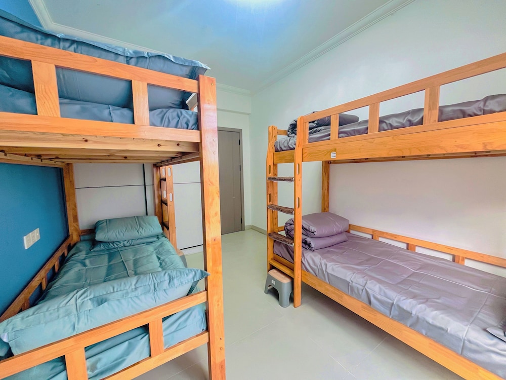 Basic Shared Dormitory, City View photo 1