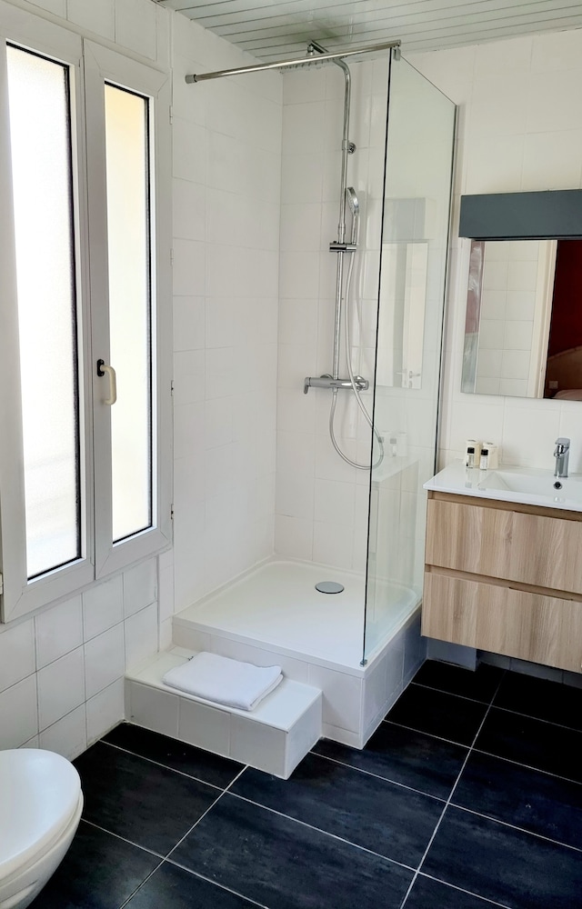 Standard Double Room - Photo 2