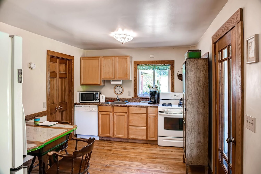 House (3 Bedrooms) photo 2
