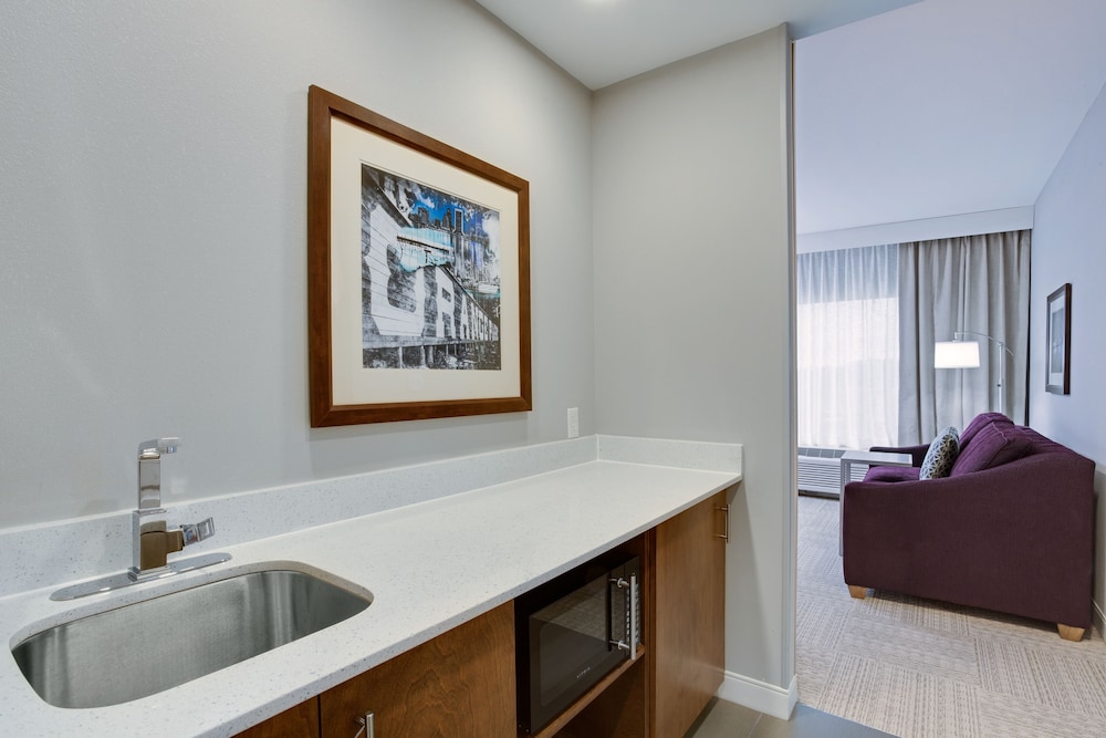 Studio, 1 King Bed, Accessible, Bathtub (Mobility & Hearing)