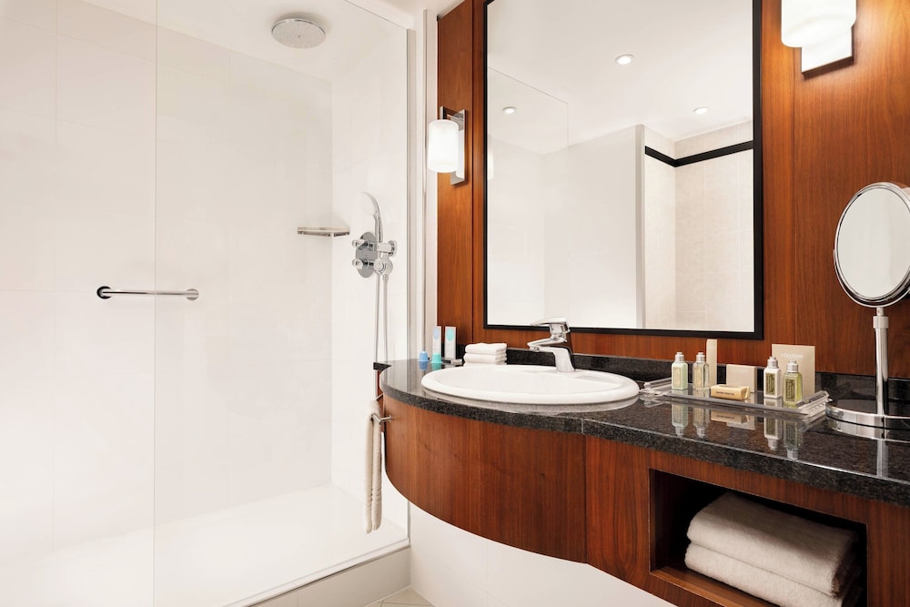 Room, 2 Twin Beds, Sea View (Balcony)