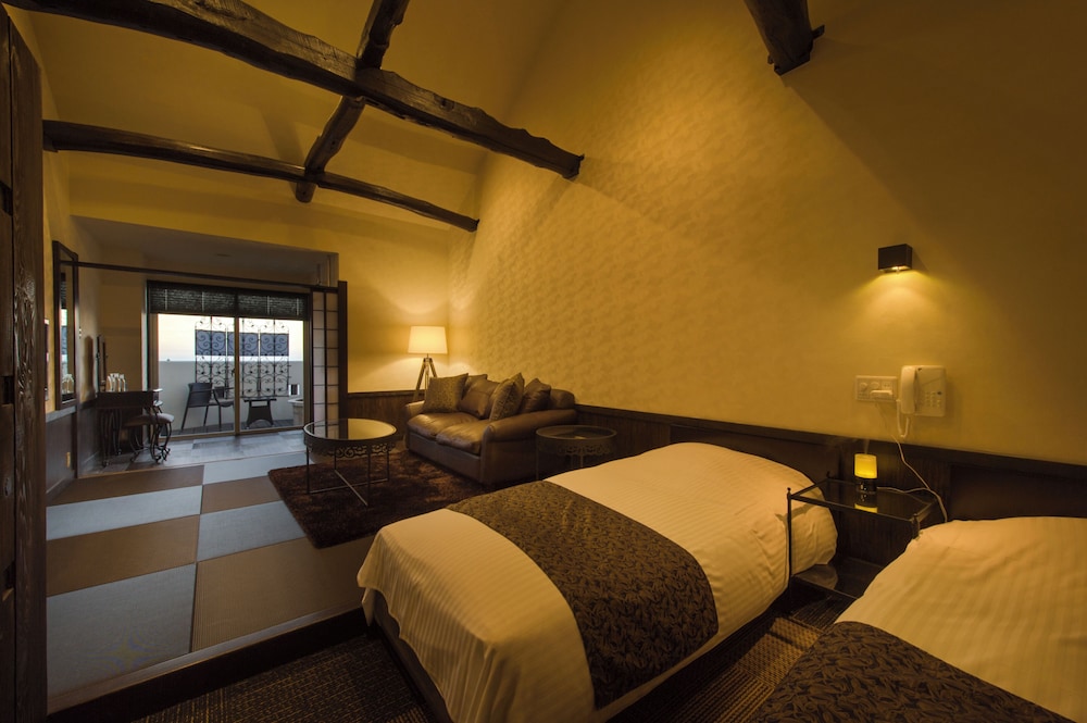 3F Twin Room with Hot Spring Open-Air Bath (Meal in guest room), Pet Friendly, Non Smoking - Photo 7