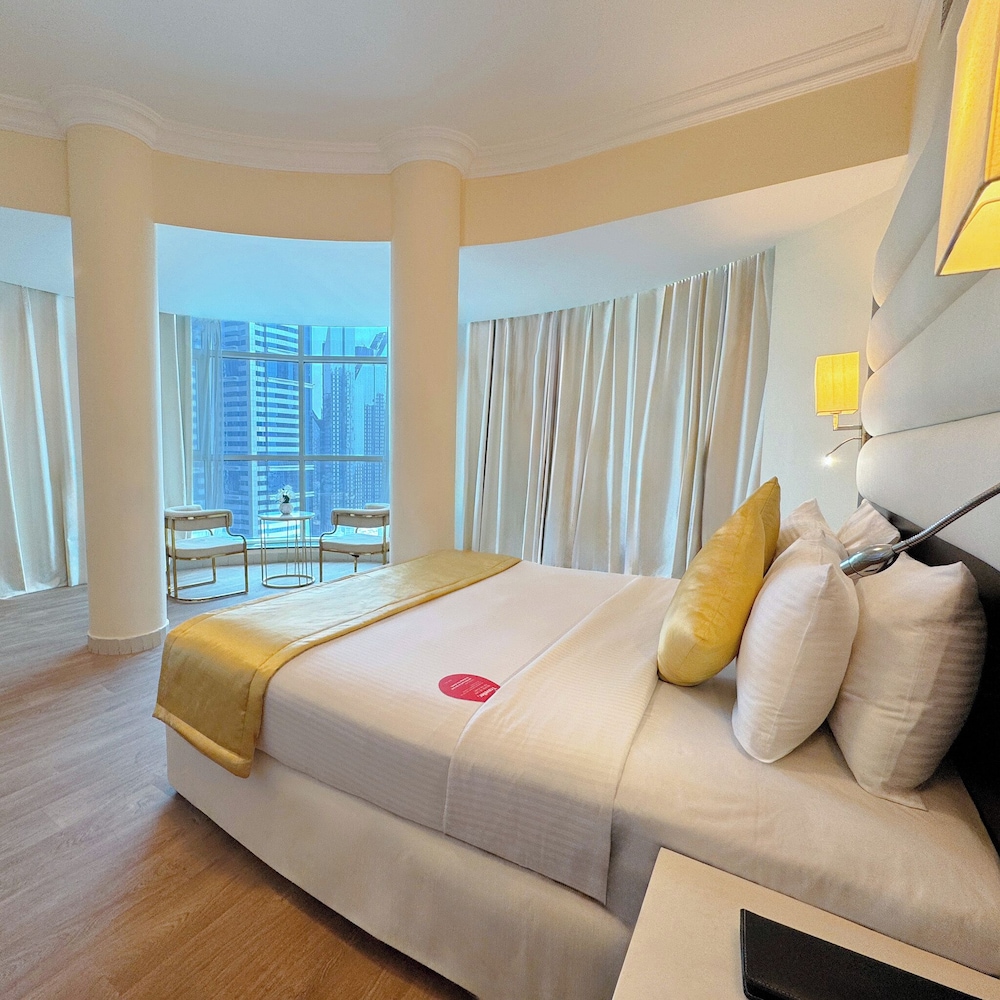 One Bedroom Suite with Burj Khalifa View photo 1