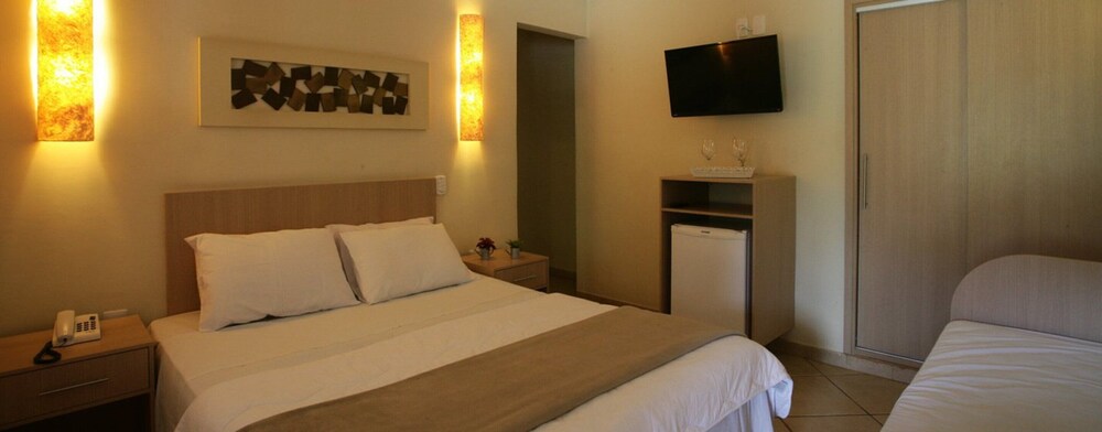 Standard Apartment, Lanai photo 3
