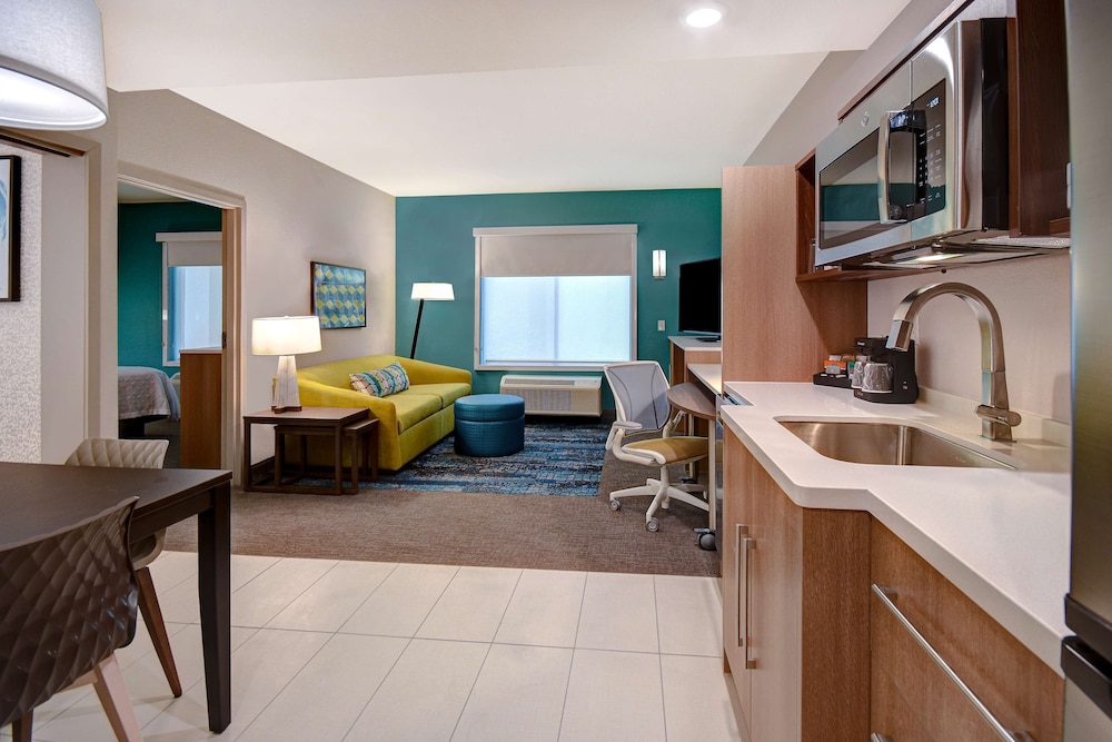 Studio Suite, 1 King Bed (Landmark View) - Photo 3