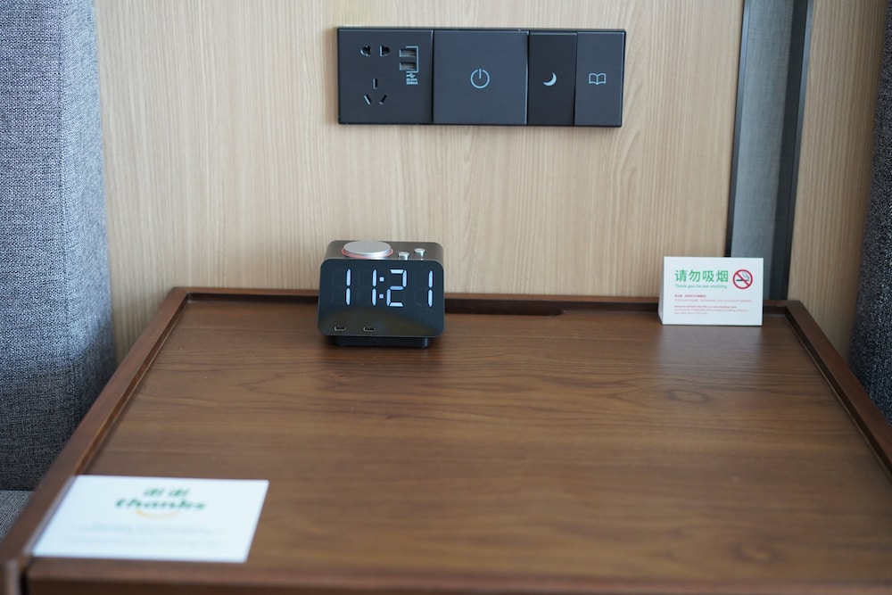 Premium Room, 1 King Bed