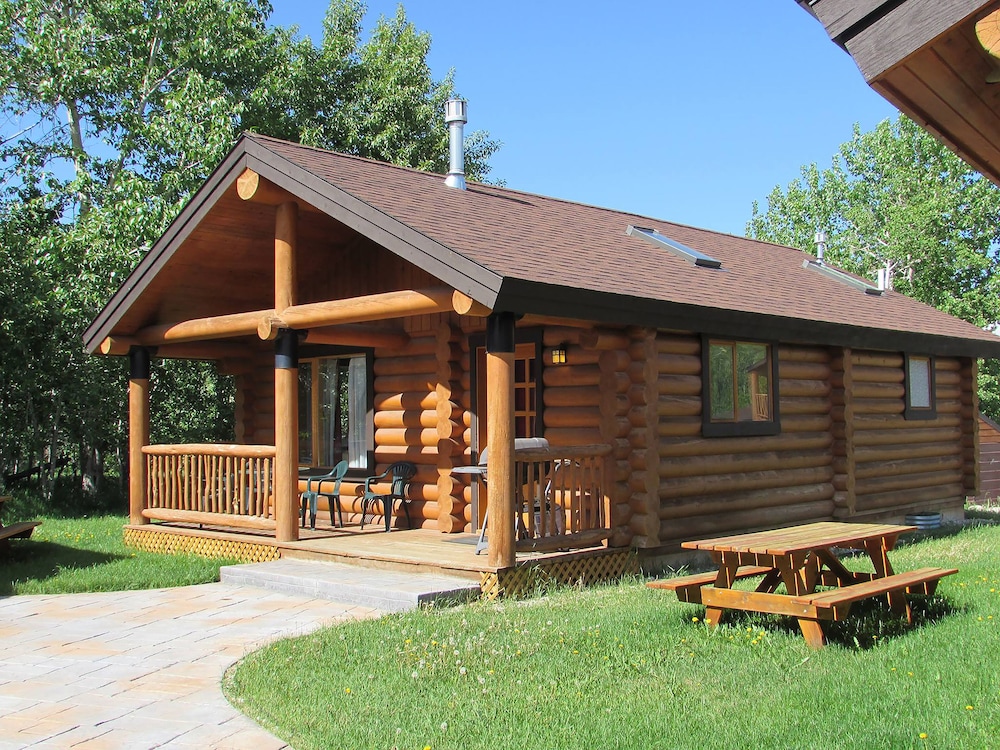 Luxury Cabin, Multiple Beds, Non Smoking, Kitchenette photo 2