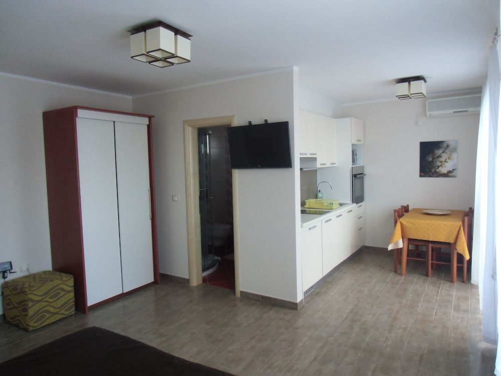 Superior Studio, Balcony