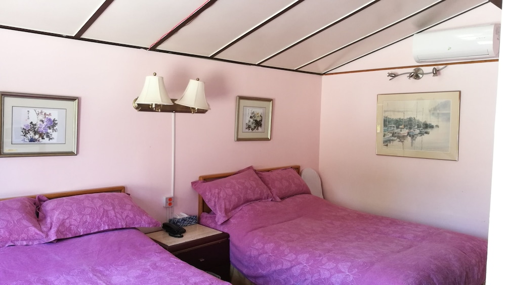 Room, 2 Double Beds, Smoking photo 2