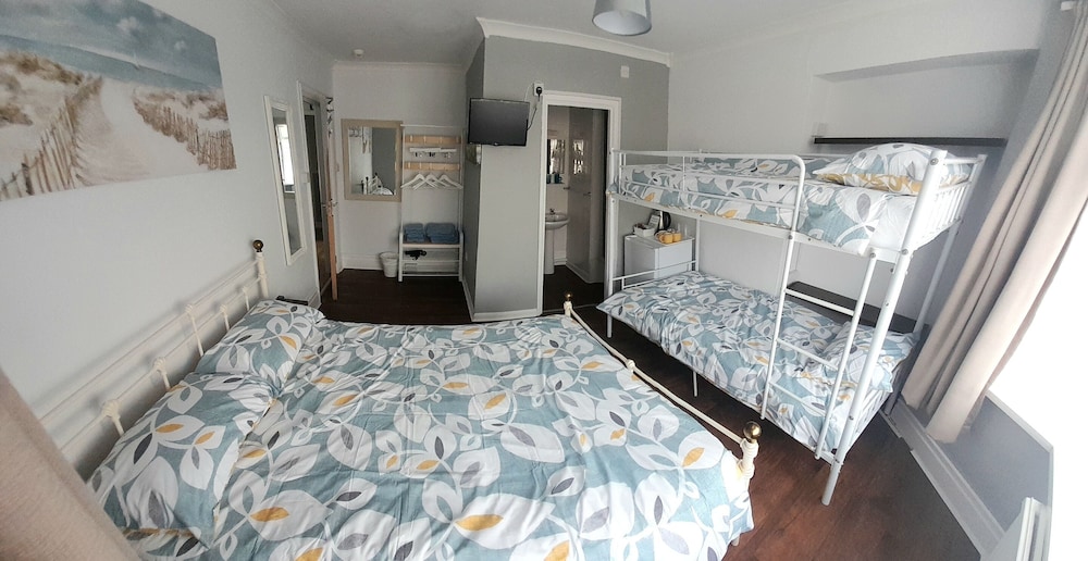 Classic Suite, Ensuite photo 2