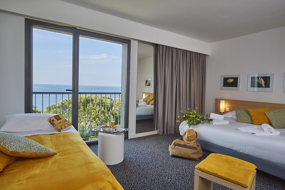 Prestige room with sea side - Photo 1