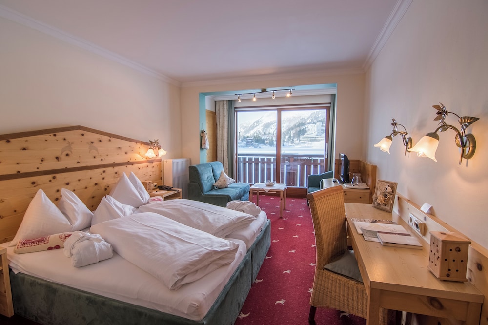 Superior Double Room, 1 Double Bed, Lake View, Lakeside photo 1