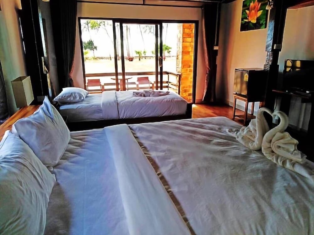 Double or Twin Room photo 3