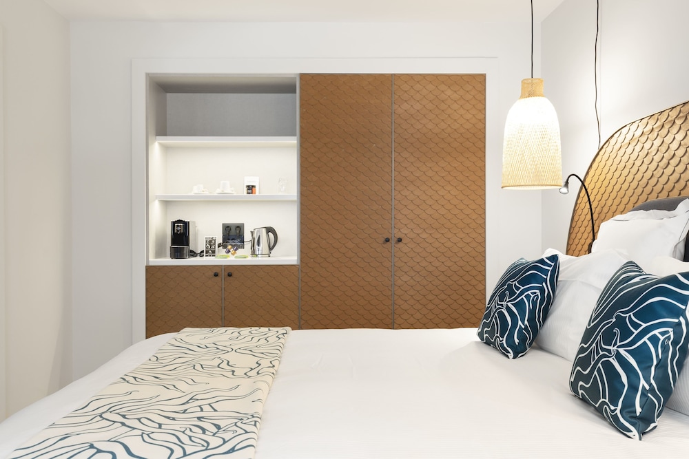 Chambre, côté village photo 2