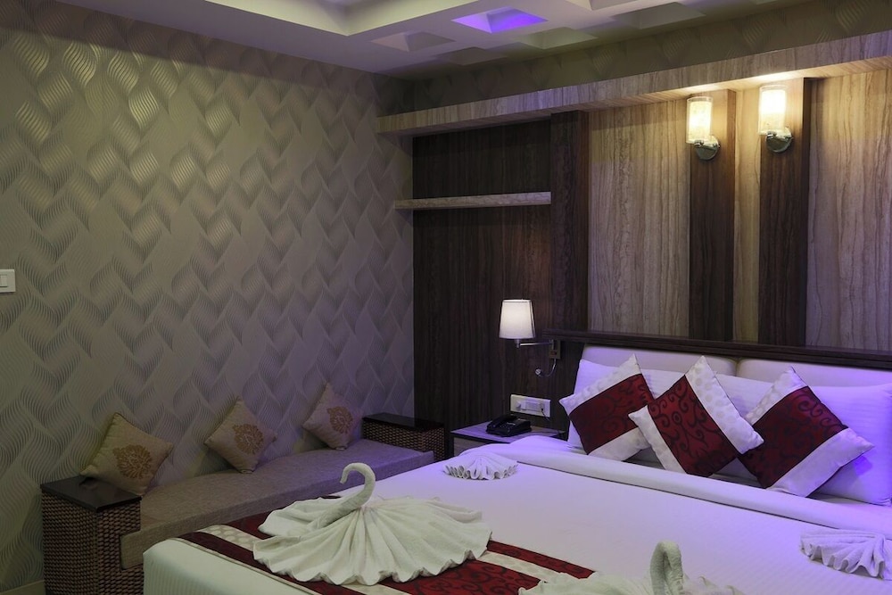 Deluxe Twin Room - Photo 10