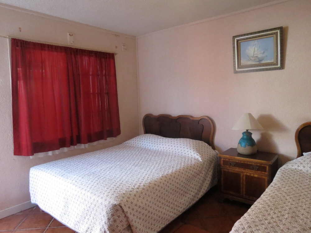 Standard Room - Photo 8
