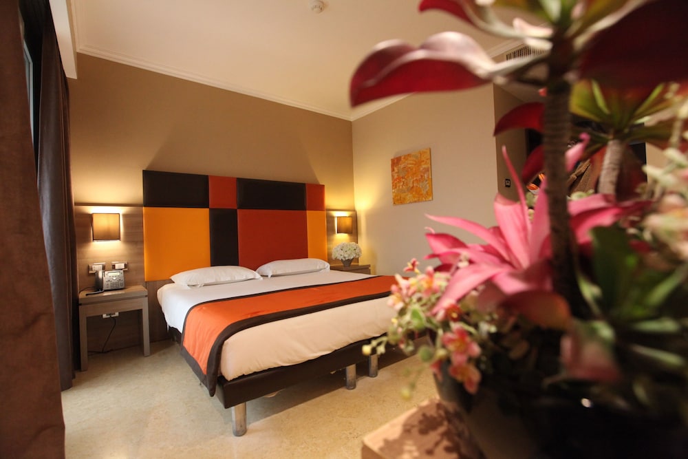 Classic Double or Twin Room, Mobility Accessible, Ground Floor photo 1