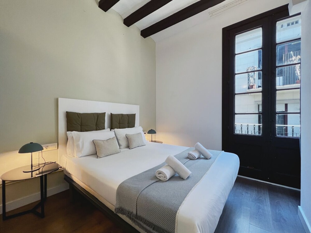 Apartment (3 Bedrooms)