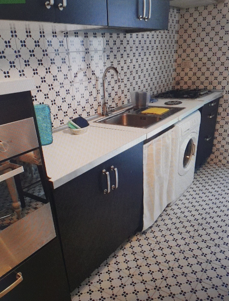 WHITE & BLUE HOUSE, Photo 7