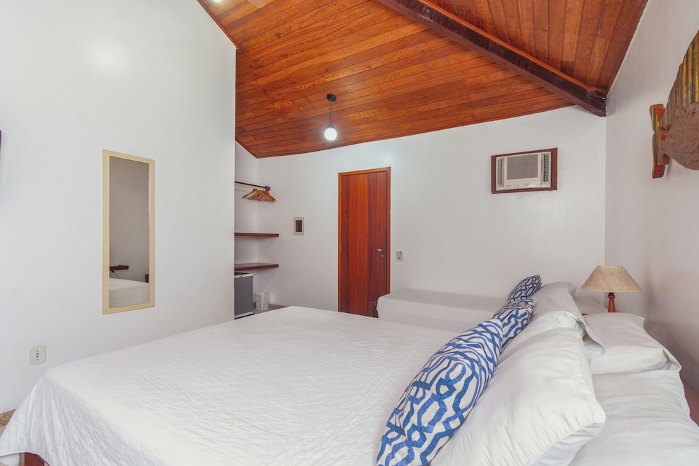 Standard Triple Room photo 3