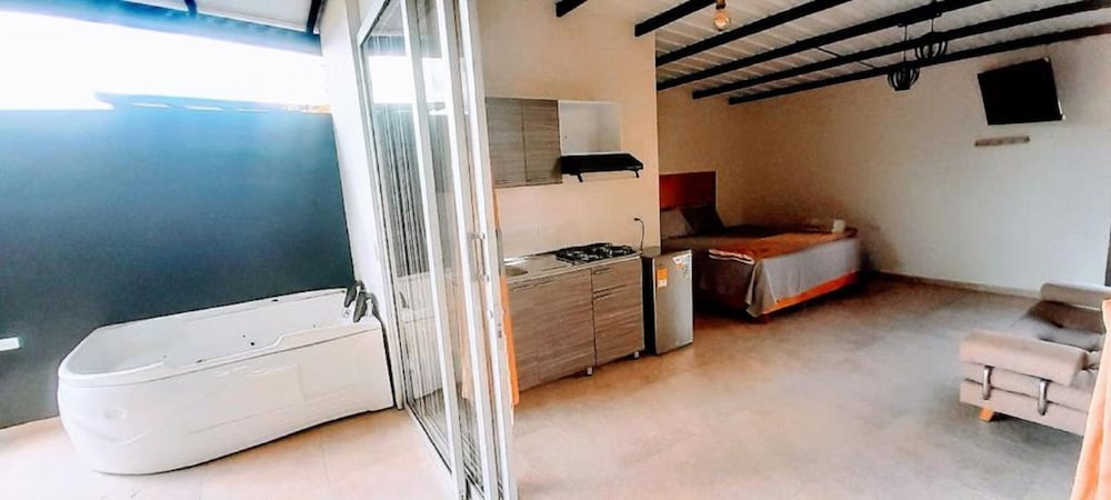 Panoramic Cabin, 1 Queen Bed with Sofa bed, Accessible, Private Bathroom photo 2