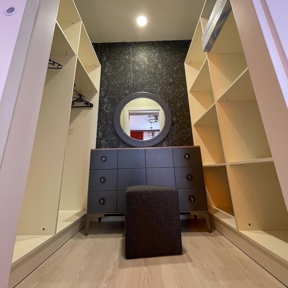 Luxury Villa, Multiple Beds, Non Smoking, City View photo 2