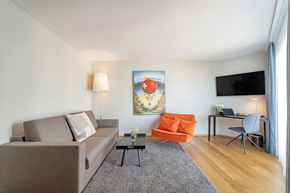 Family Suite, 1 Bedroom - Photo 2