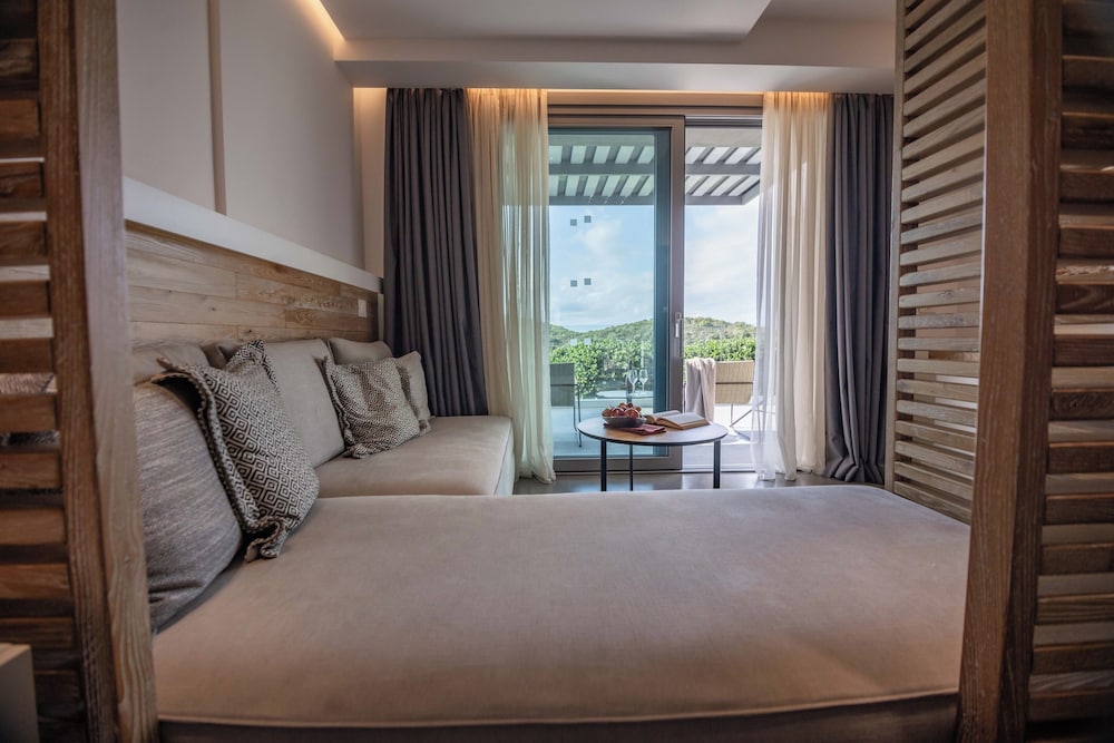 Premium Junior Suite Sea View - Photo 14
