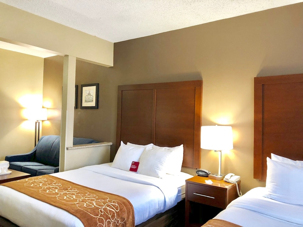 Room, 2 Queen Beds, Non Smoking - Photo 2