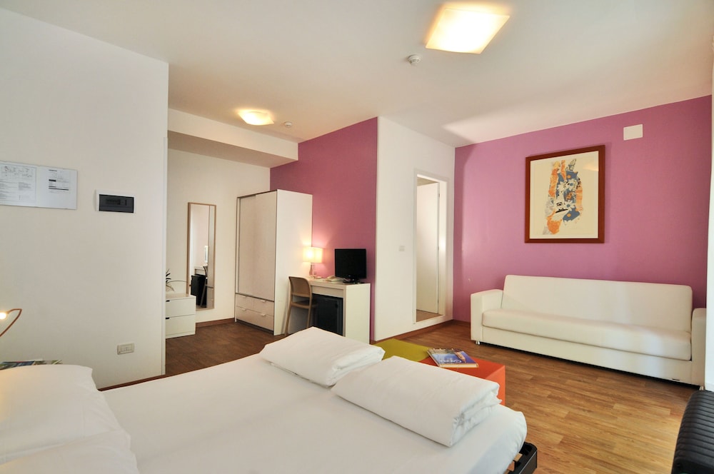 Superior Triple Room photo 1