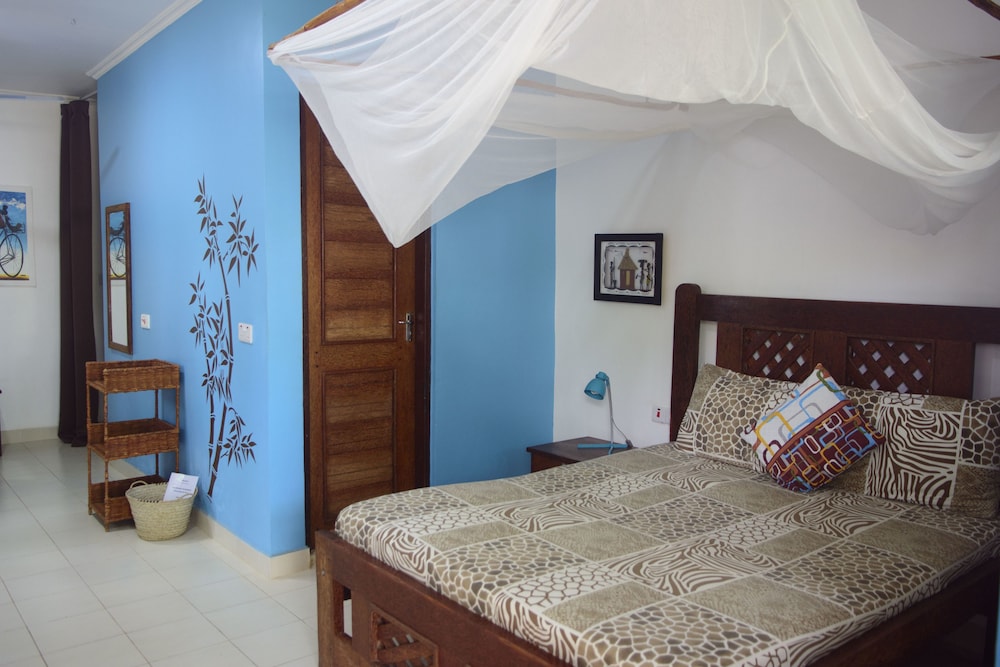 Deluxe Triple Room photo 3