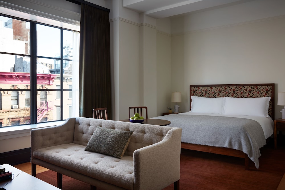 Orchard Loft Suite