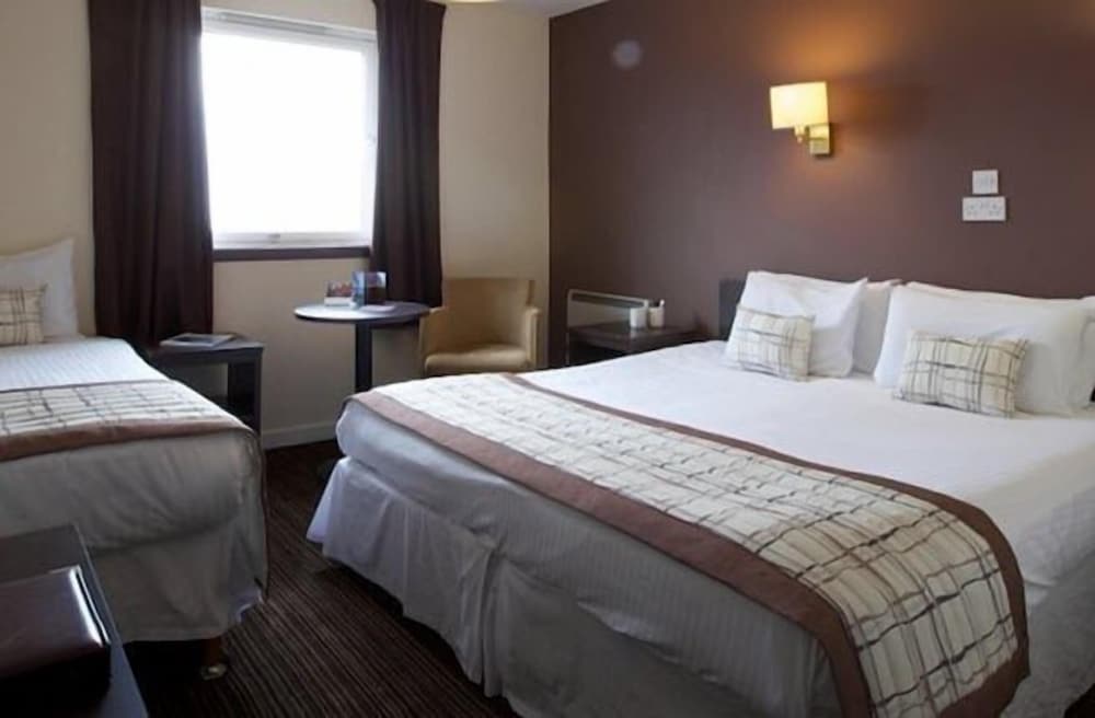 Double Room - Photo 12