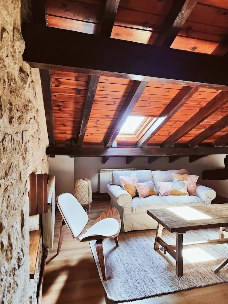 Deluxe Studio Suite photo 3