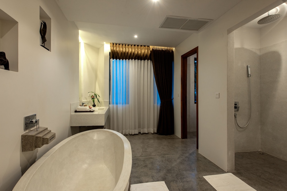 Executive Room, Pool View photo 3